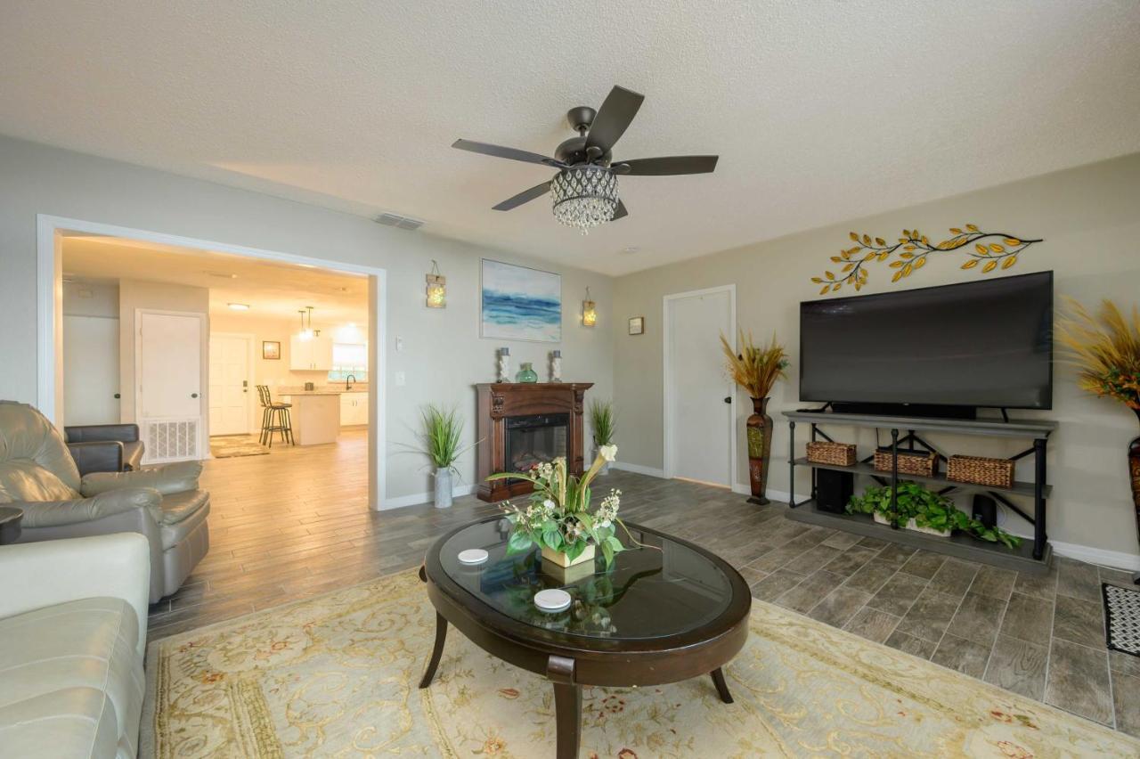 Lakefront Home With Screened Porch And Grill وينتر هافن المظهر الخارجي الصورة