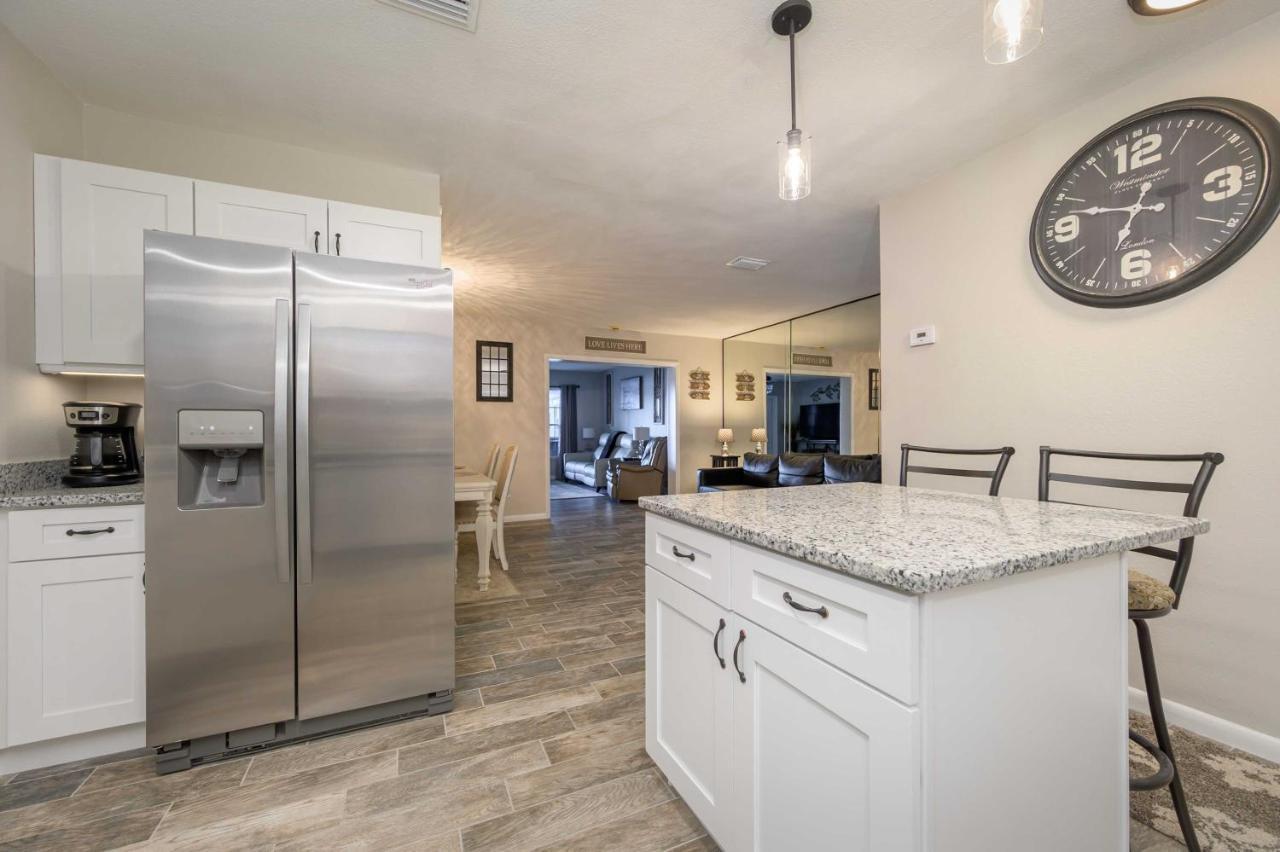 Lakefront Home With Screened Porch And Grill وينتر هافن المظهر الخارجي الصورة
